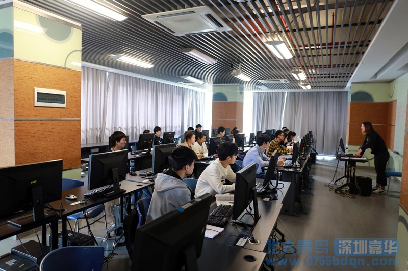 潮陽北大青鳥：考不上大學(xué)做什么？