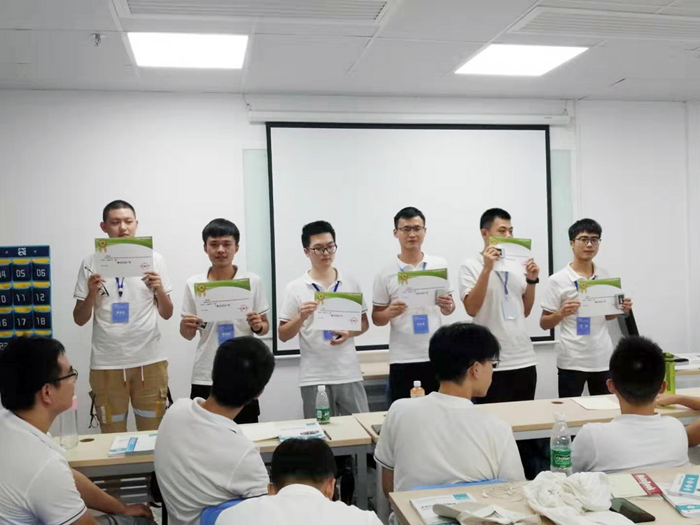 北大青鳥學費比普通專科院校貴嗎？