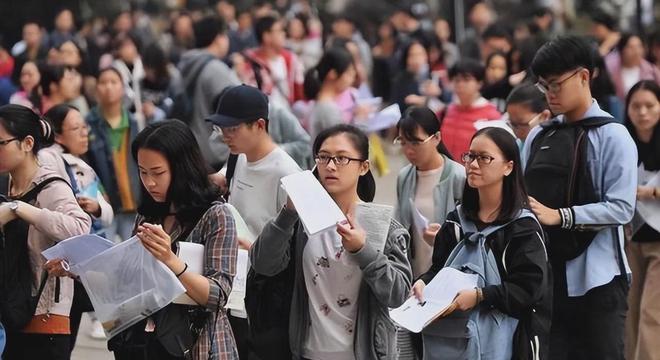 2024年就業(yè)新趨勢：職業(yè)技能培訓(xùn)重要性日益顯著
